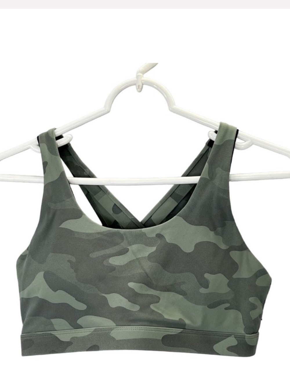 Running Girl Sports Bra Green Gray Camo size M Criss Cross Strappy